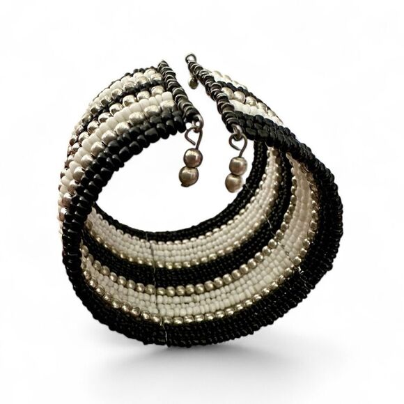 NWT Stephan & Co. Beaded Thick Cuff Bracelet Black White Silver Stripes - Picture 1 of 6